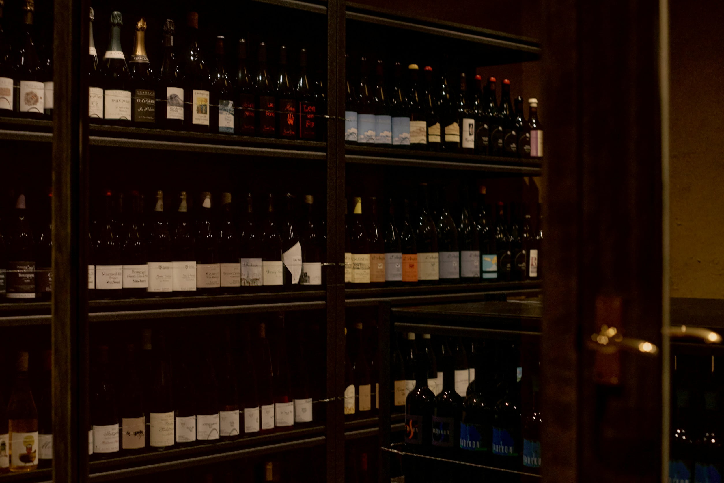 Komorebino wine cellar: bottle shelves